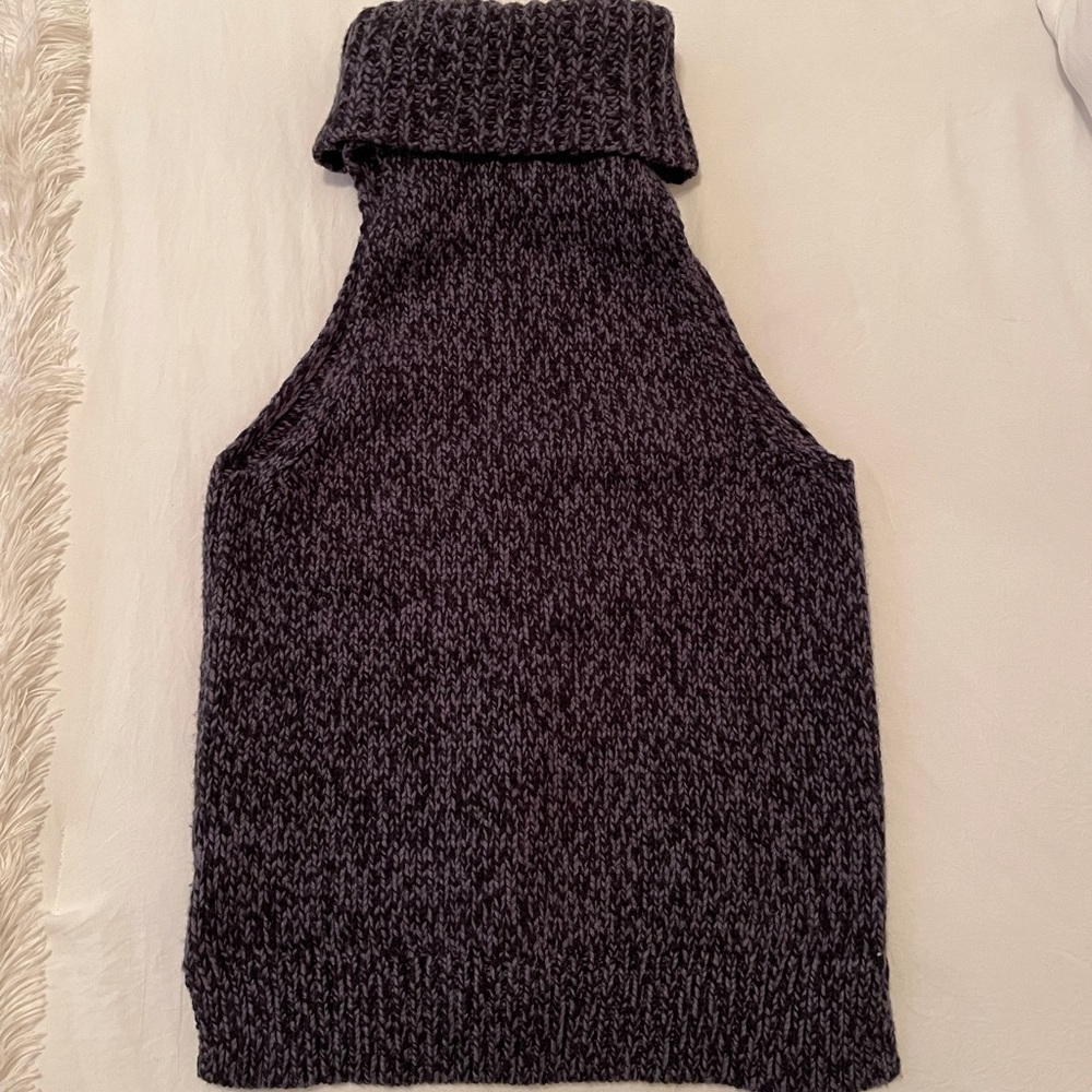 Madewell sleeveless turtleneck